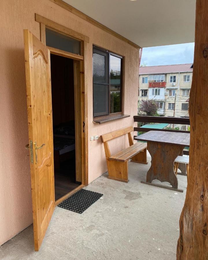 Sun Hotel Guest House Pizunda Exterior photo